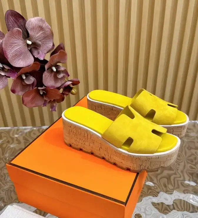 hype Hermes Slippers