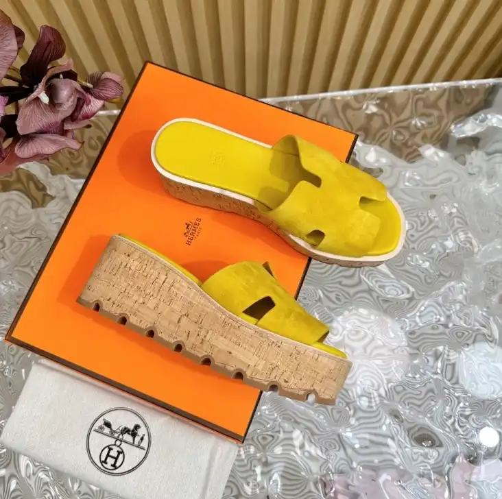 hype Hermes Slippers