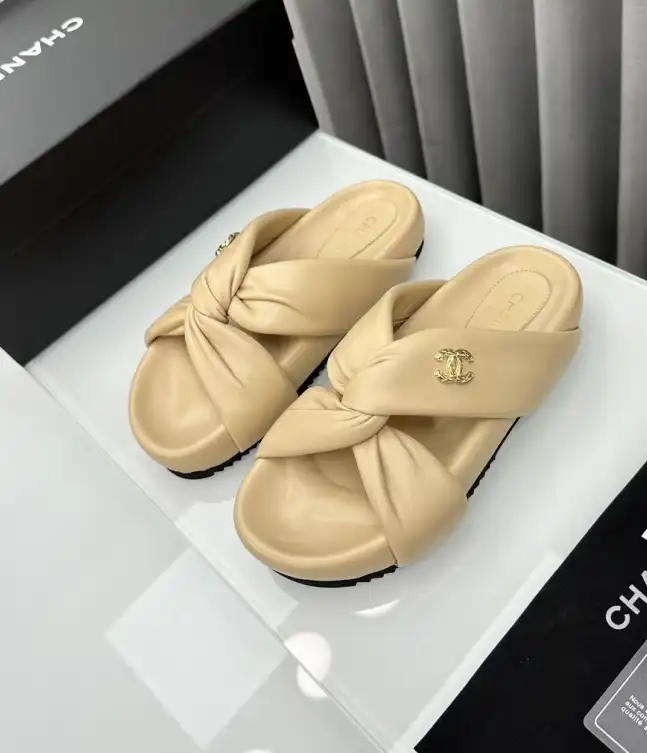 hype Chanel Slippers