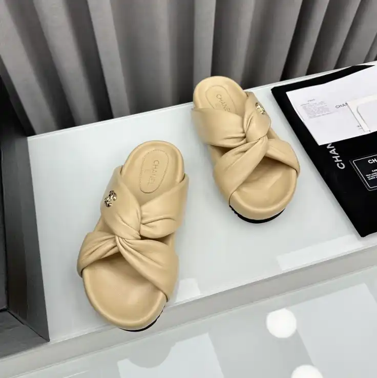 hype Chanel Slippers