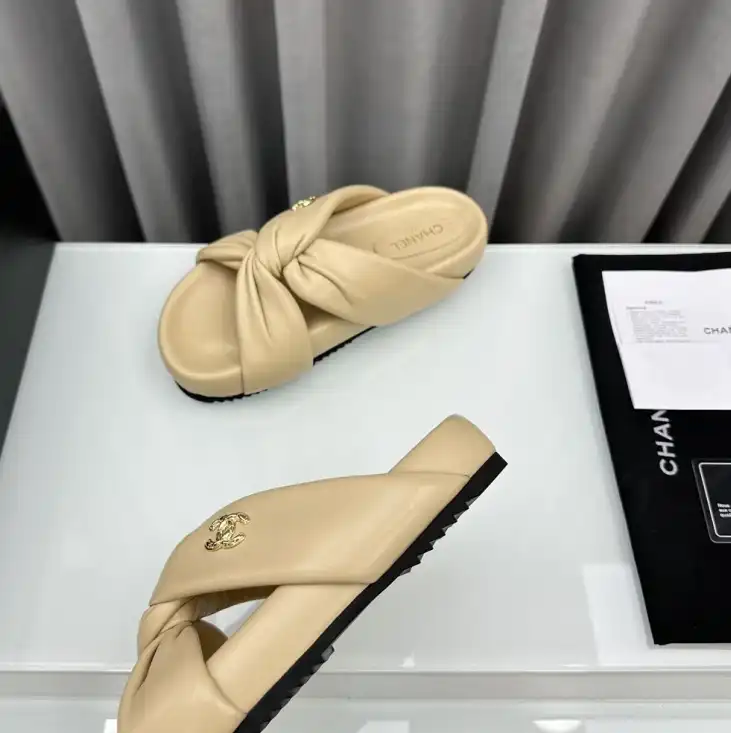 hype Chanel Slippers