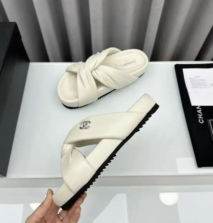 hype Chanel Slippers