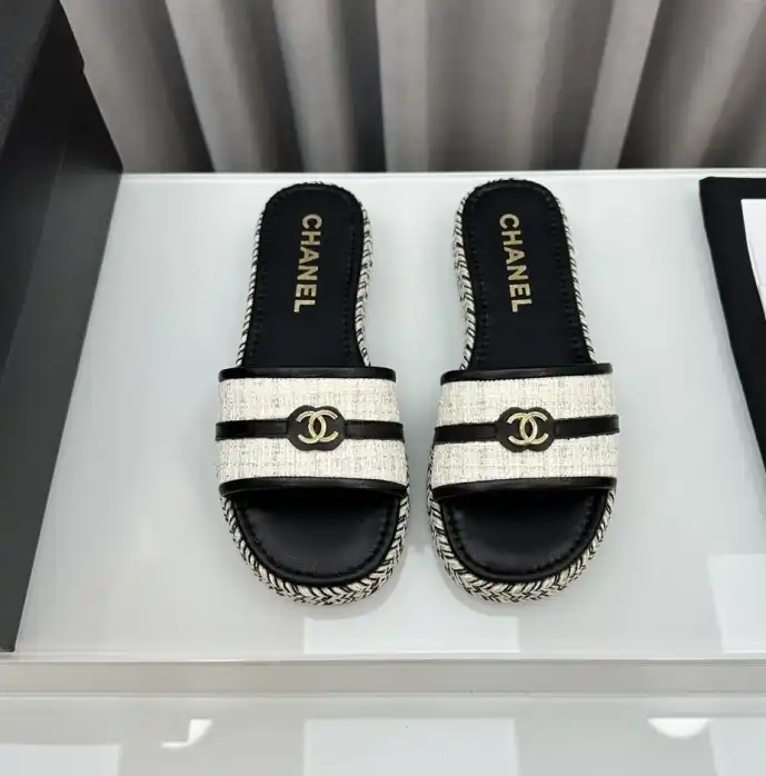 hype Chanel Slippers