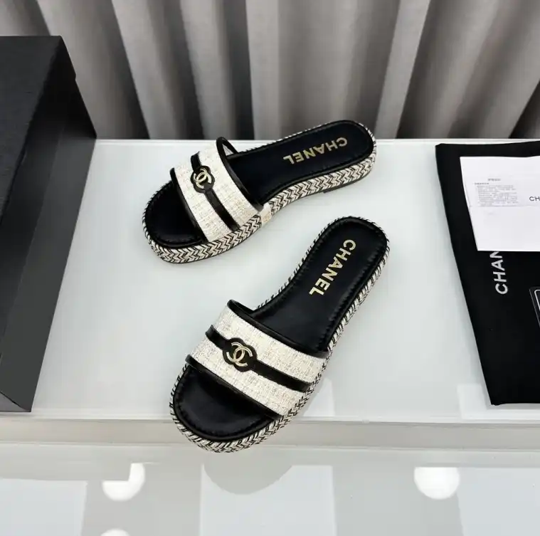 hype Chanel Slippers