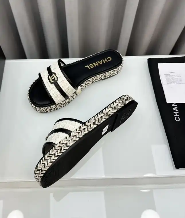 hype Chanel Slippers