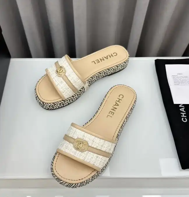 hype Chanel Slippers