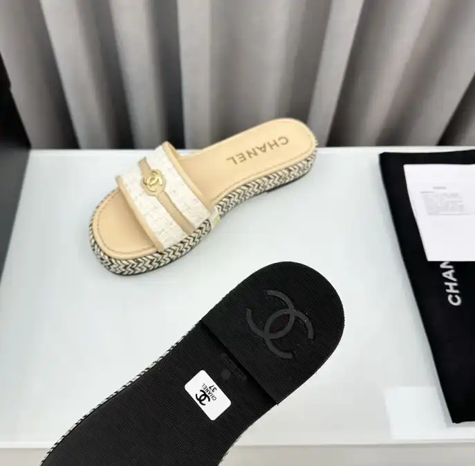 hype Chanel Slippers