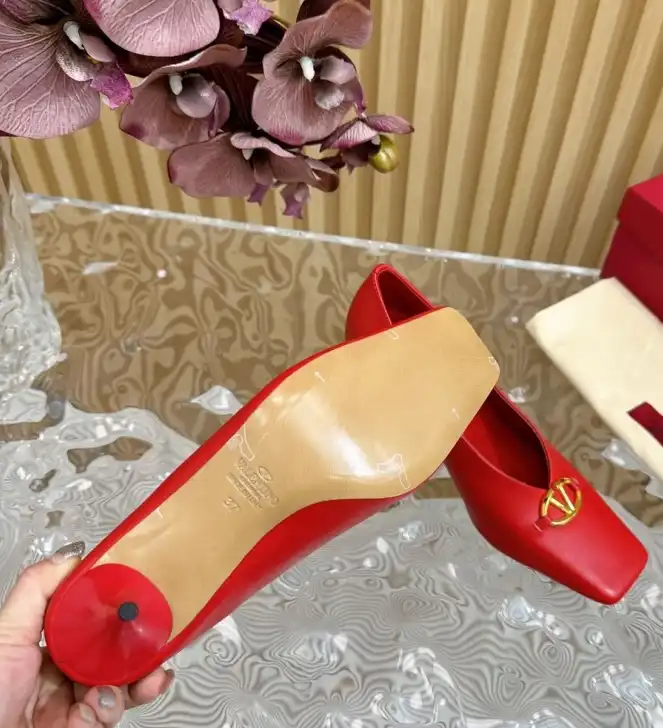 hype Valentino High Heels