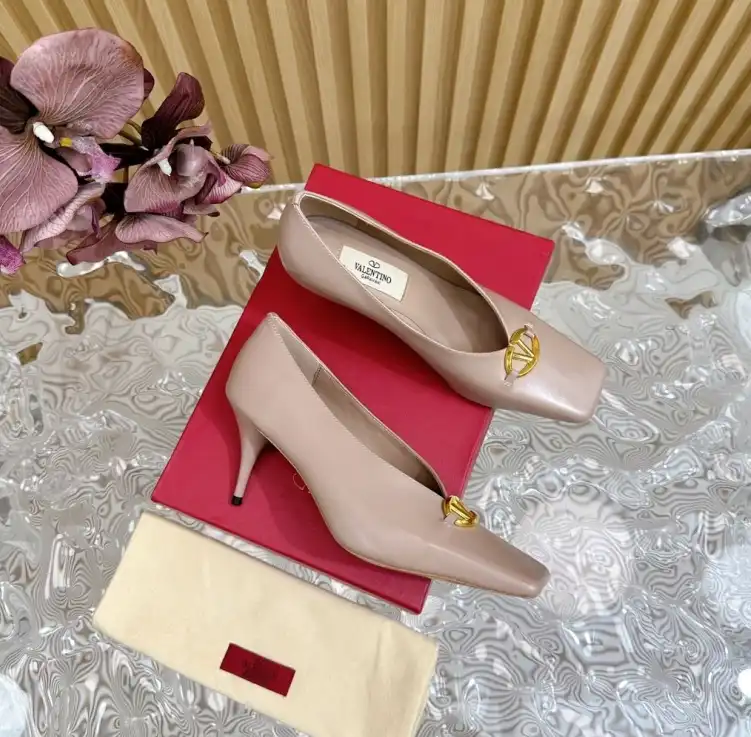 hype Valentino High Heels