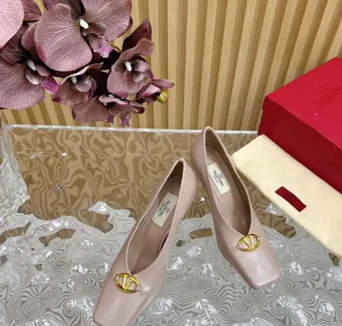 hype Valentino High Heels