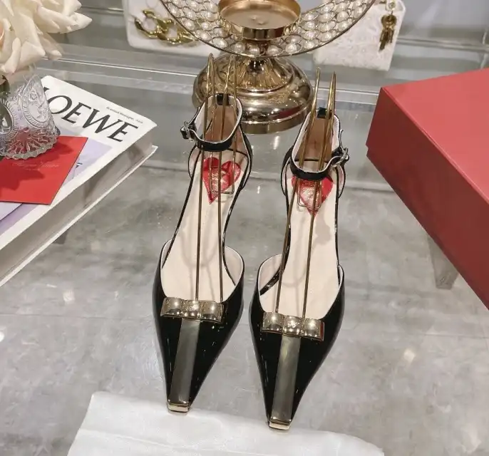 hype Givenchy High Heels