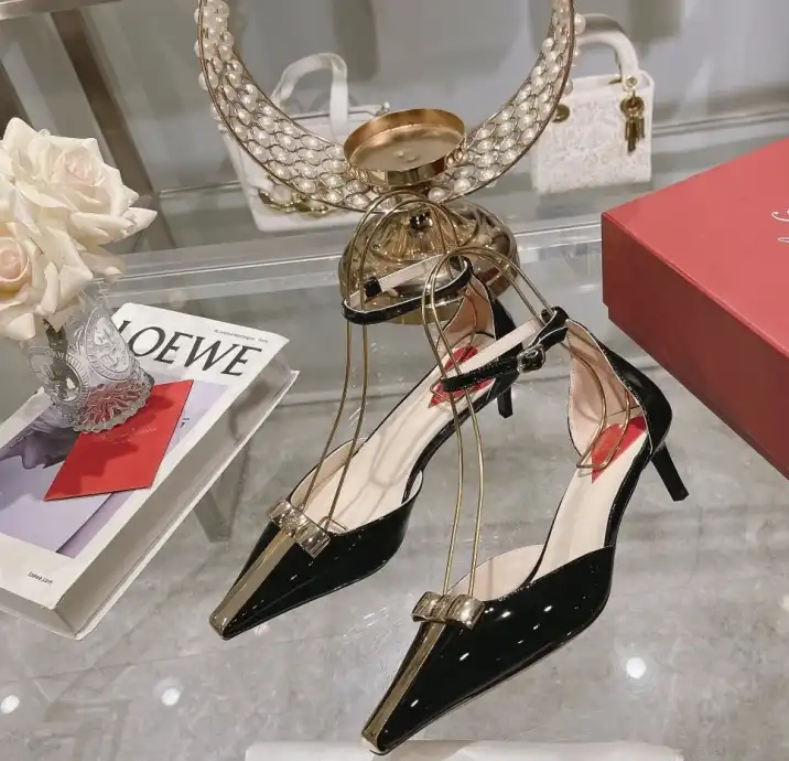 hype Givenchy High Heels