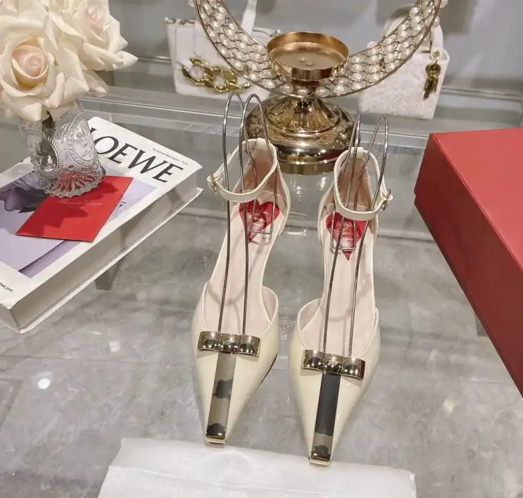 hype Givenchy High Heels