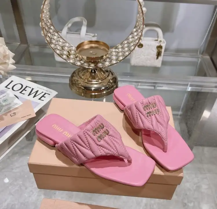 hype Miu Miu Slippers