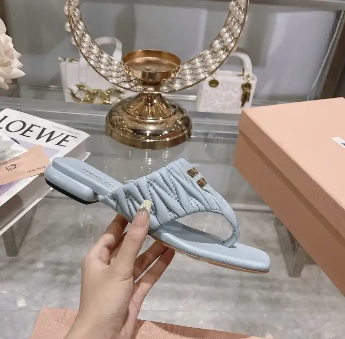 hype Miu Miu Slippers