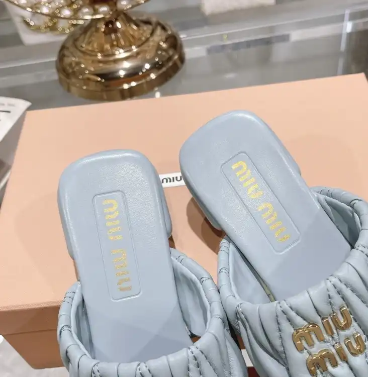 hype Miu Miu Slippers