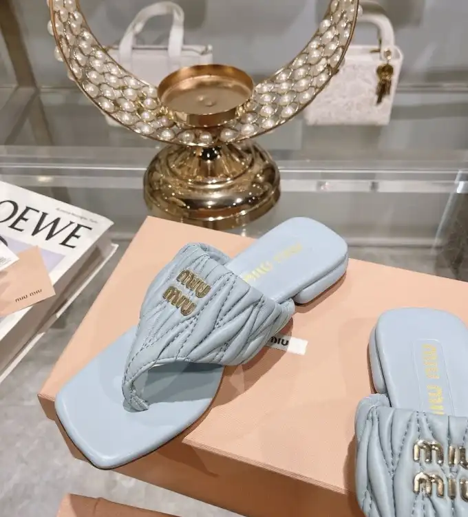 hype Miu Miu Slippers