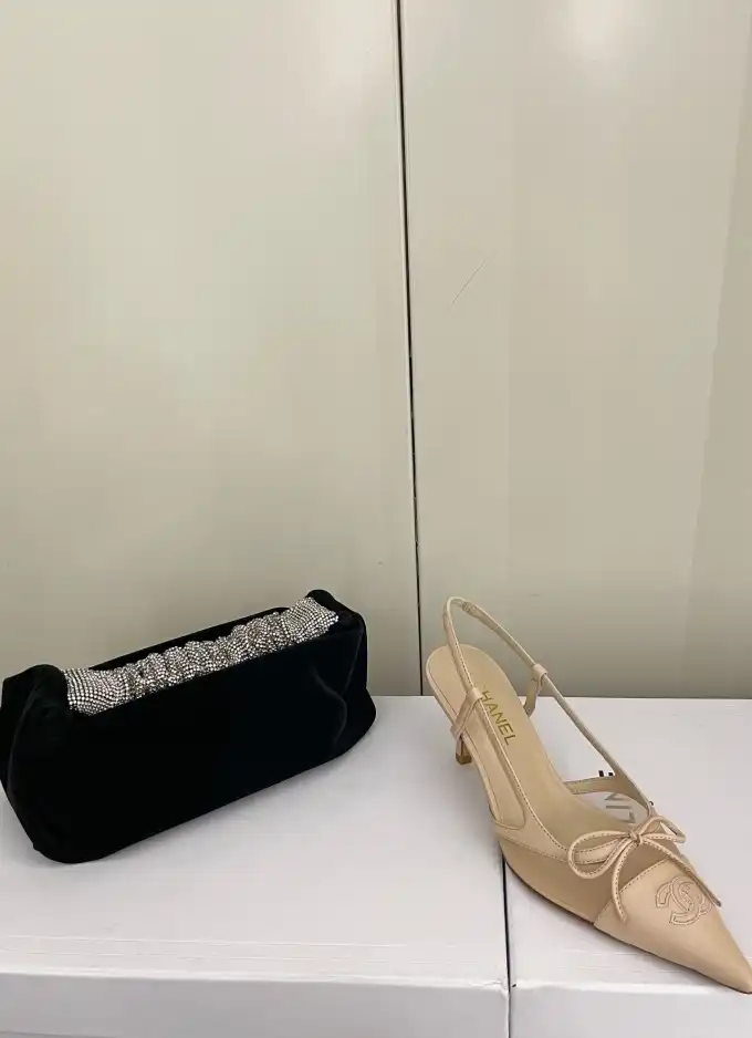 hype Chanel High Heels