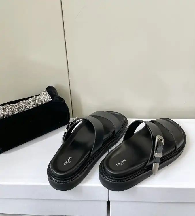 hype Celine Slippers