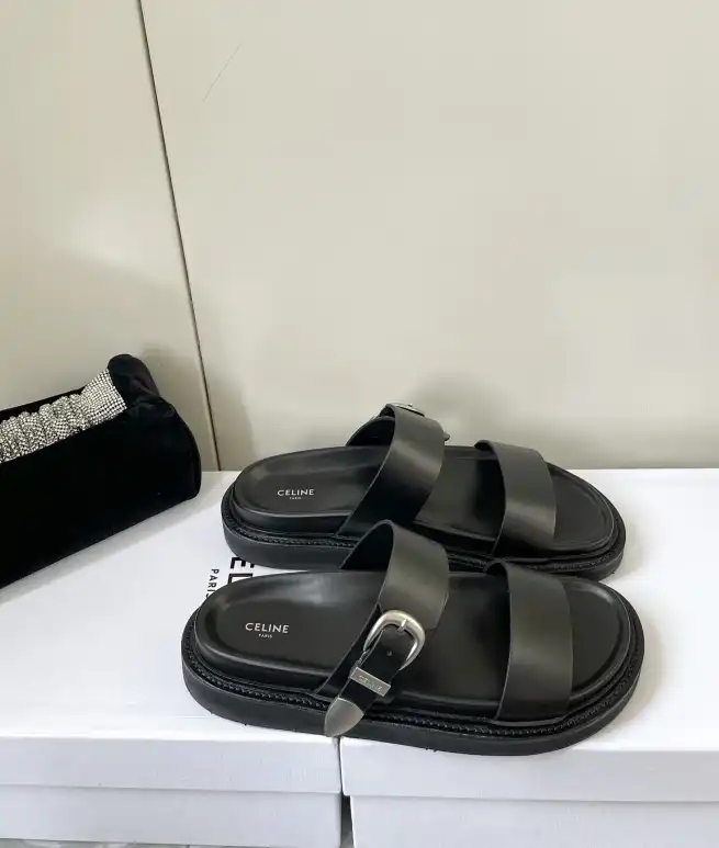 hype Celine Slippers