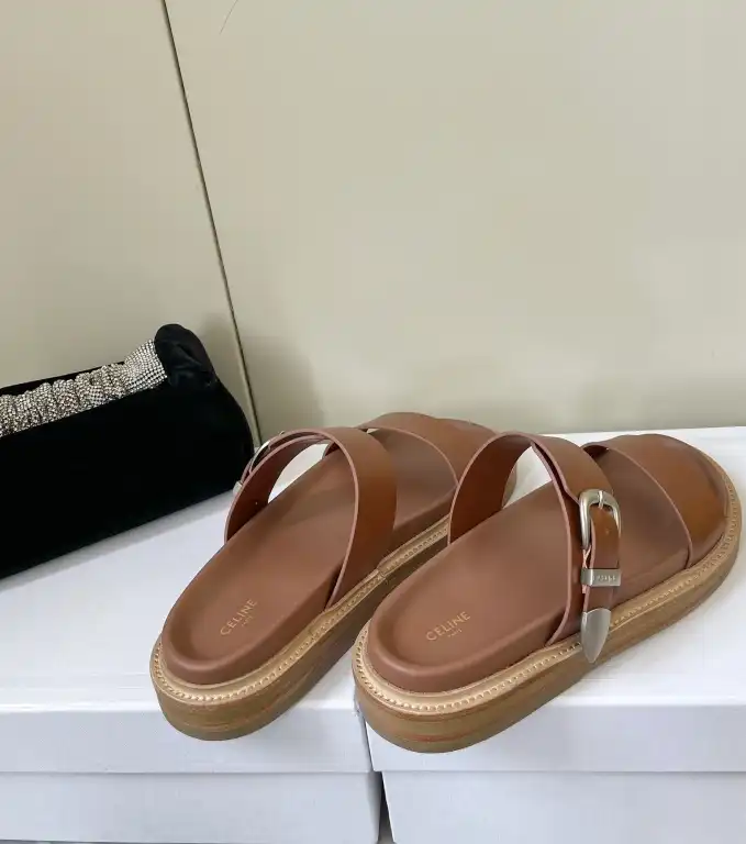 hype Celine Slippers