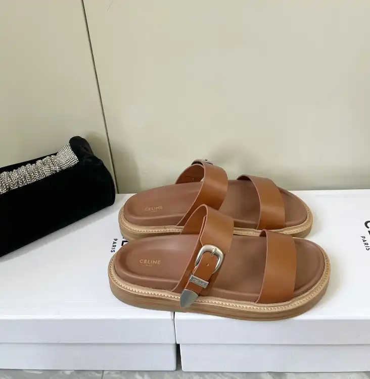 hype Celine Slippers