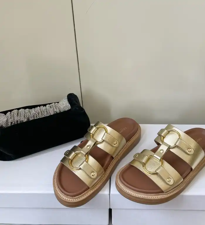 hype Celine Slippers