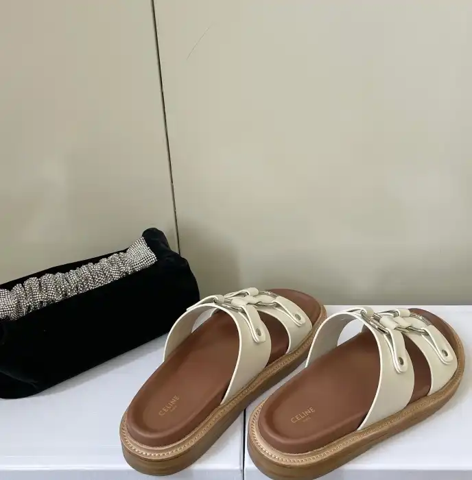 hype Celine Slippers