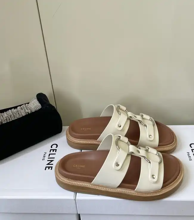 hype Celine Slippers