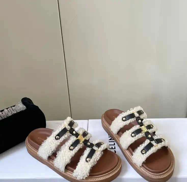 hype Celine Slippers