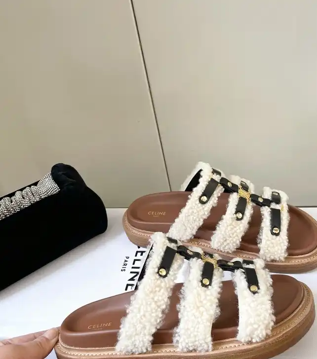 hype Celine Slippers