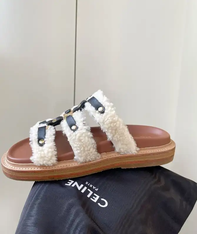 hype Celine Slippers