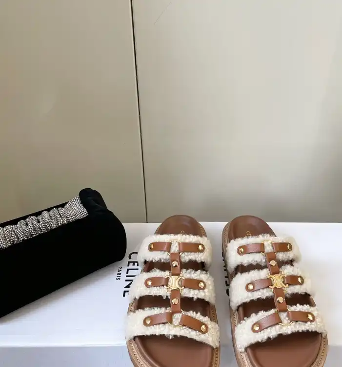 hype Celine Slippers