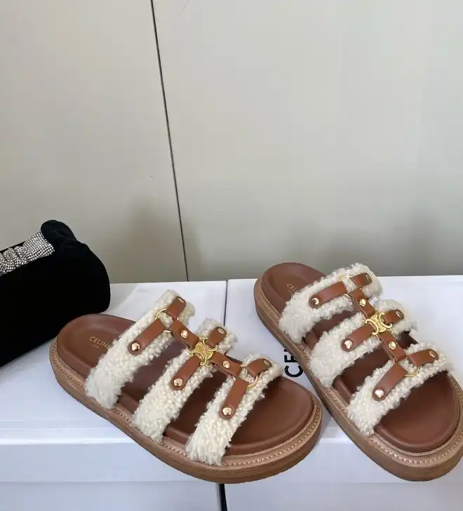 hype Celine Slippers