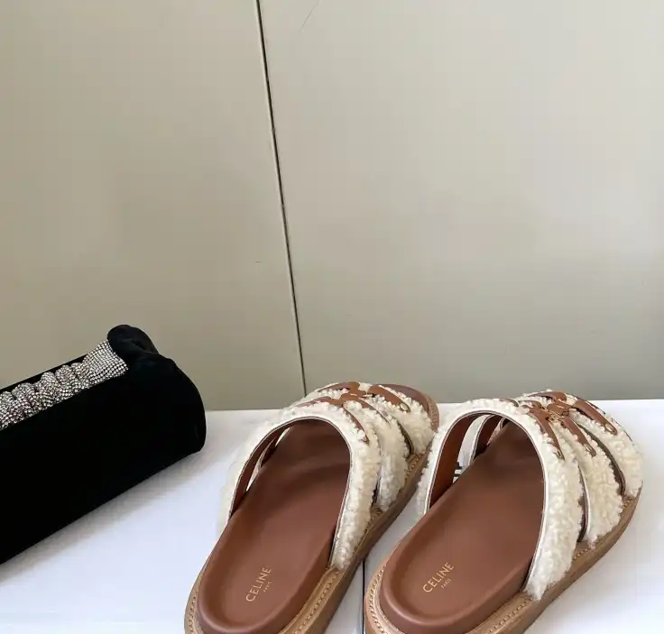 hype Celine Slippers