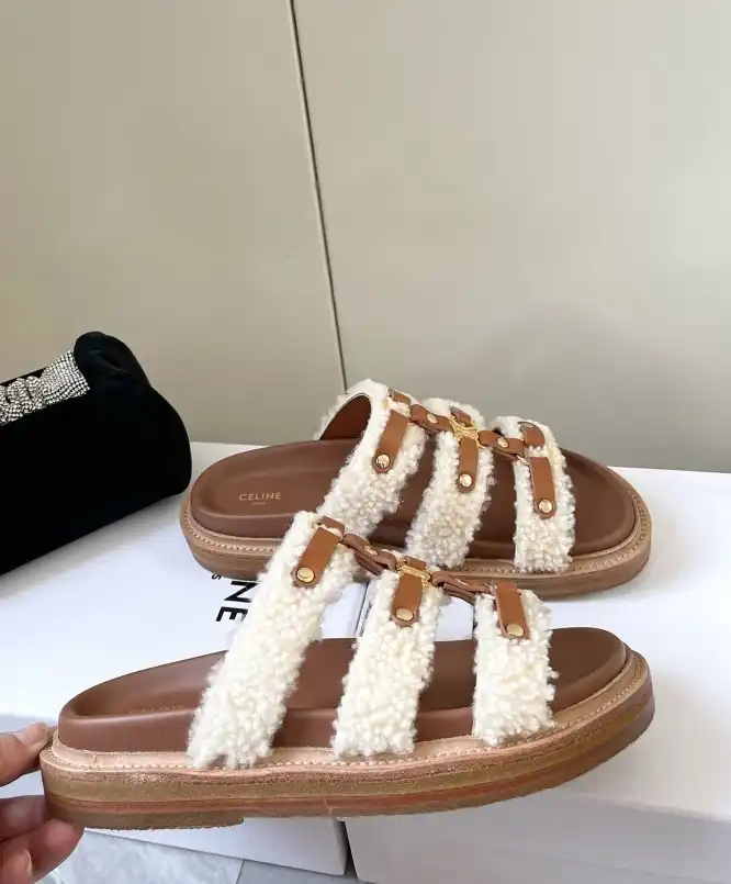 hype Celine Slippers