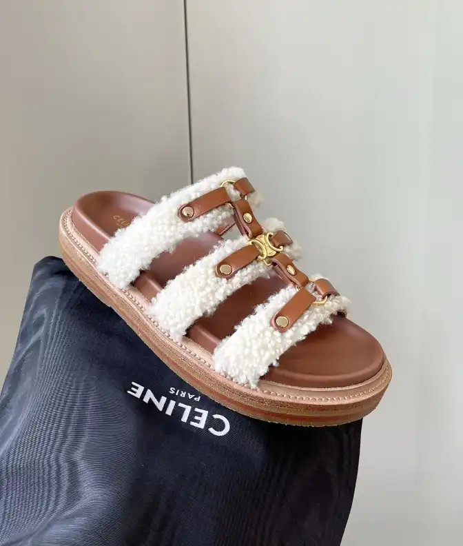 hype Celine Slippers