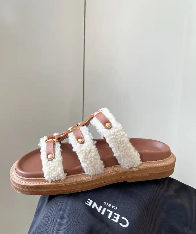 hype Celine Slippers