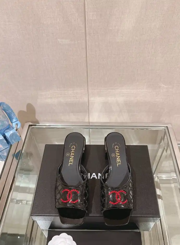 hype Chanel Slippers