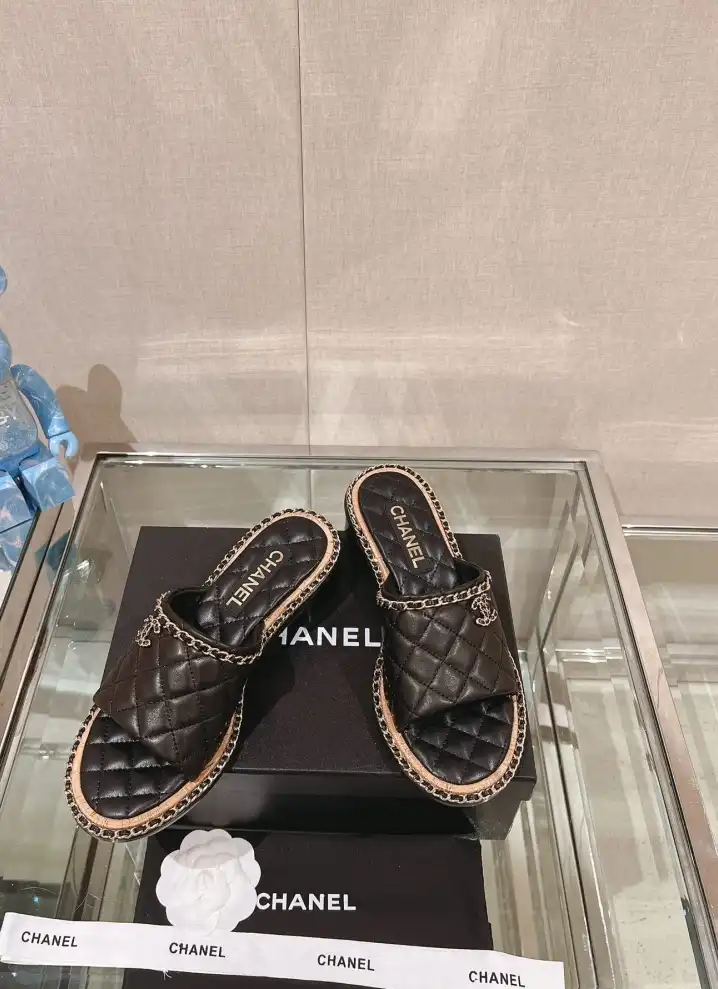 hype Chanel Slippers