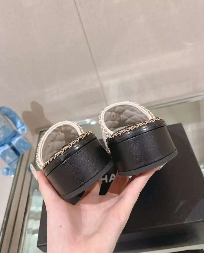 hype Chanel Slippers