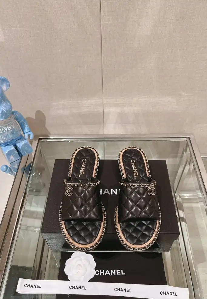 hype Chanel Slippers