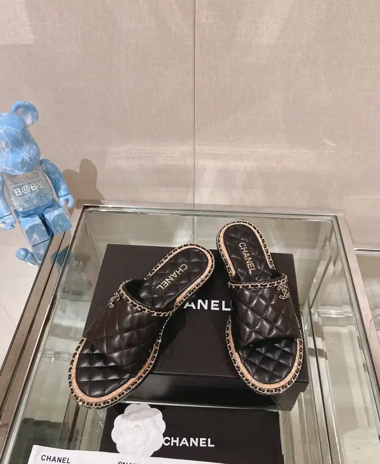 hype Chanel Slippers