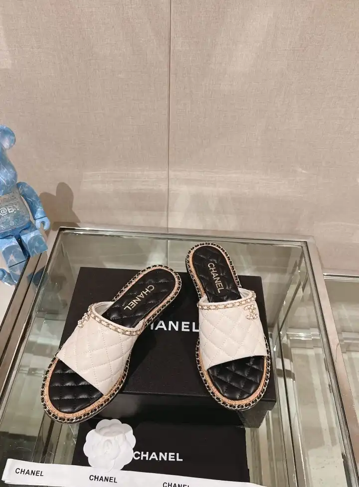 hype Chanel Slippers