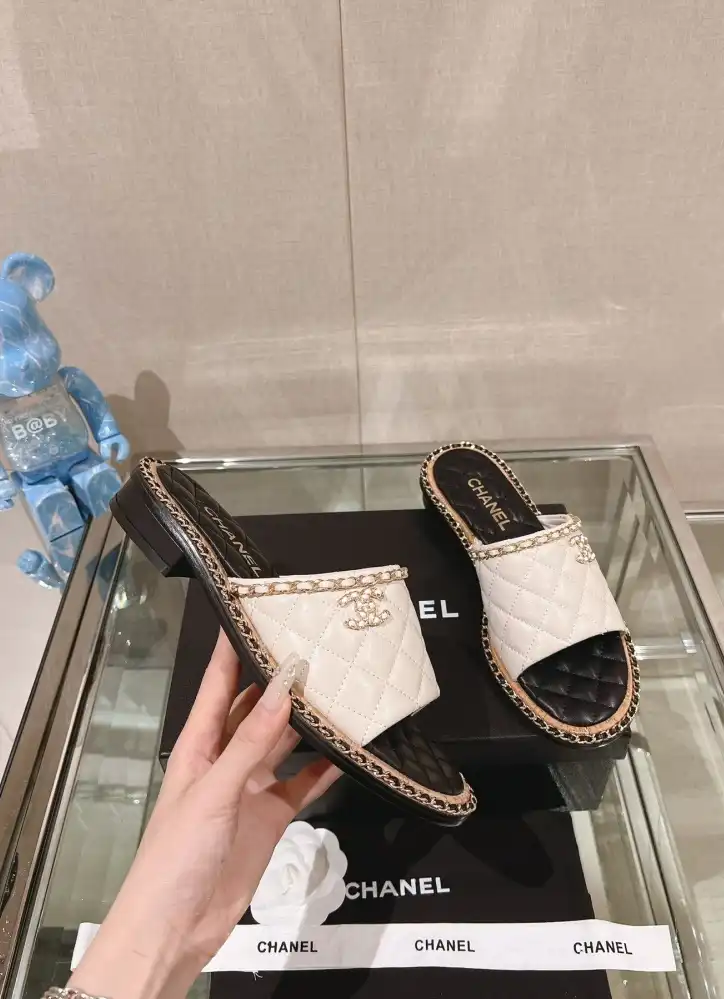 hype Chanel Slippers