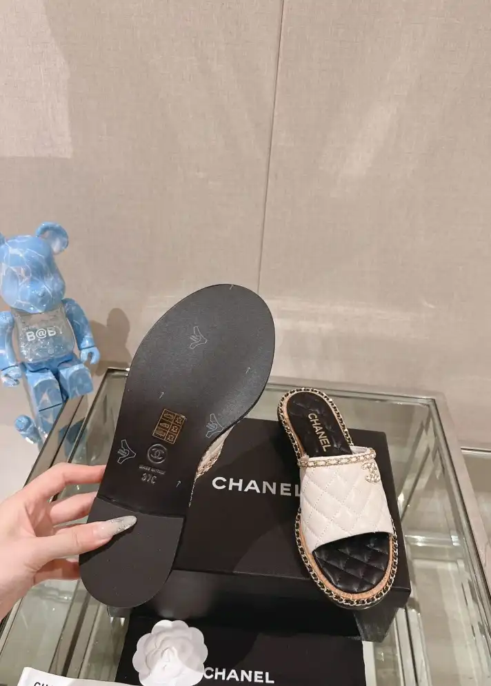 hype Chanel Slippers