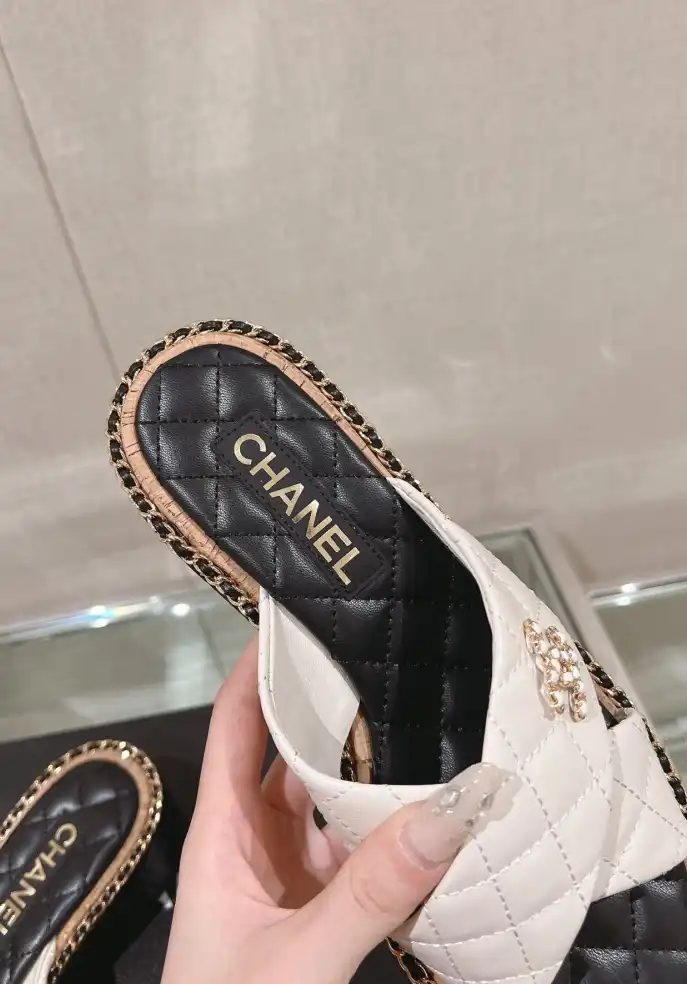 hype Chanel Slippers