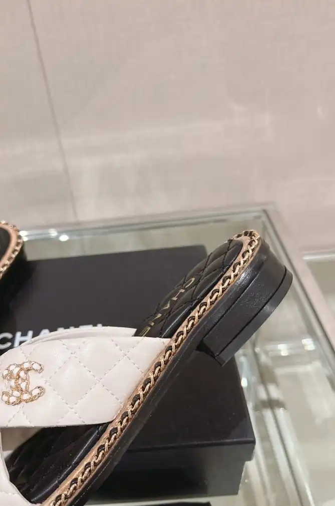 hype Chanel Slippers