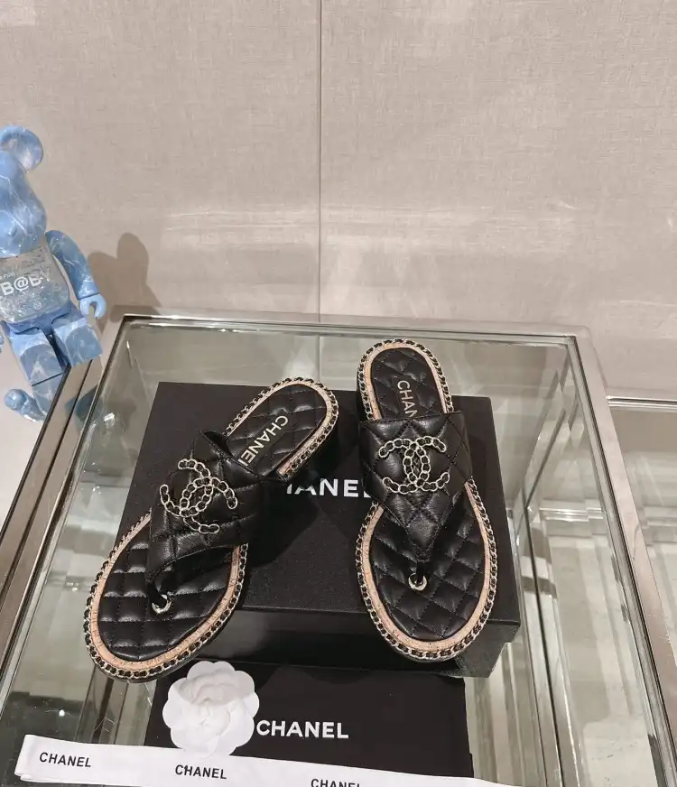 hype Chanel Slippers