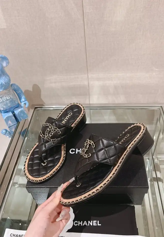 hype Chanel Slippers